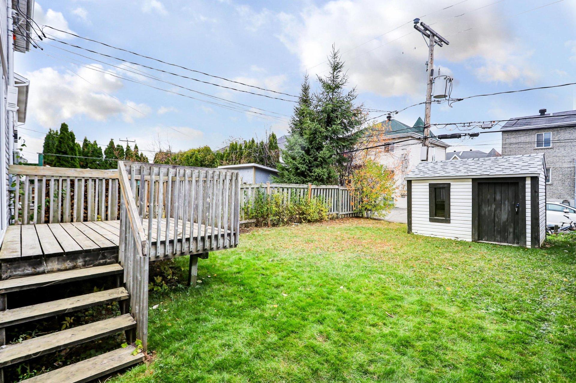 









471


Rue Médard-Bourgault

,
Laval (Sainte-Rose),




QC
H7L5G8

