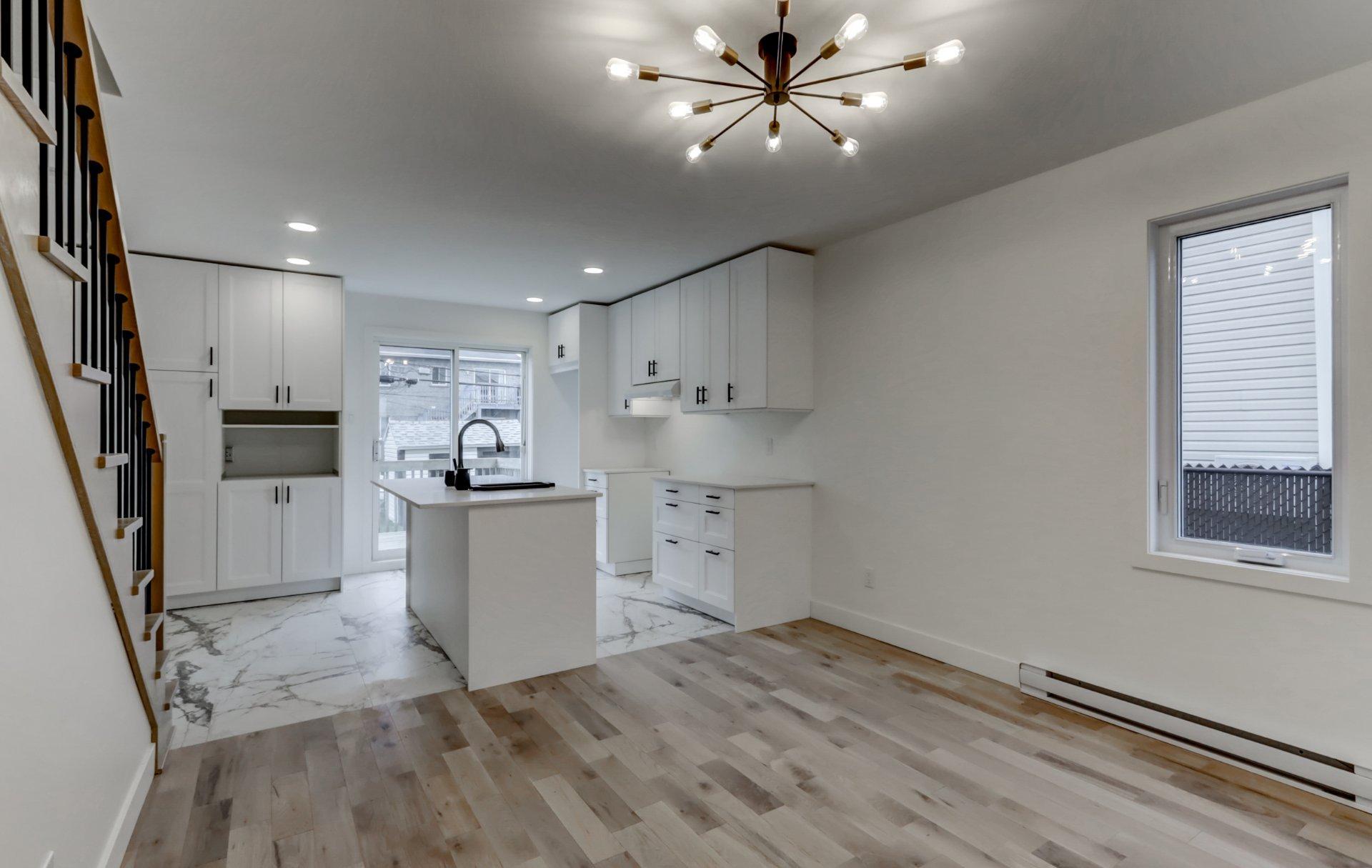 









471


Rue Médard-Bourgault

,
Laval (Sainte-Rose),




QC
H7L5G8

