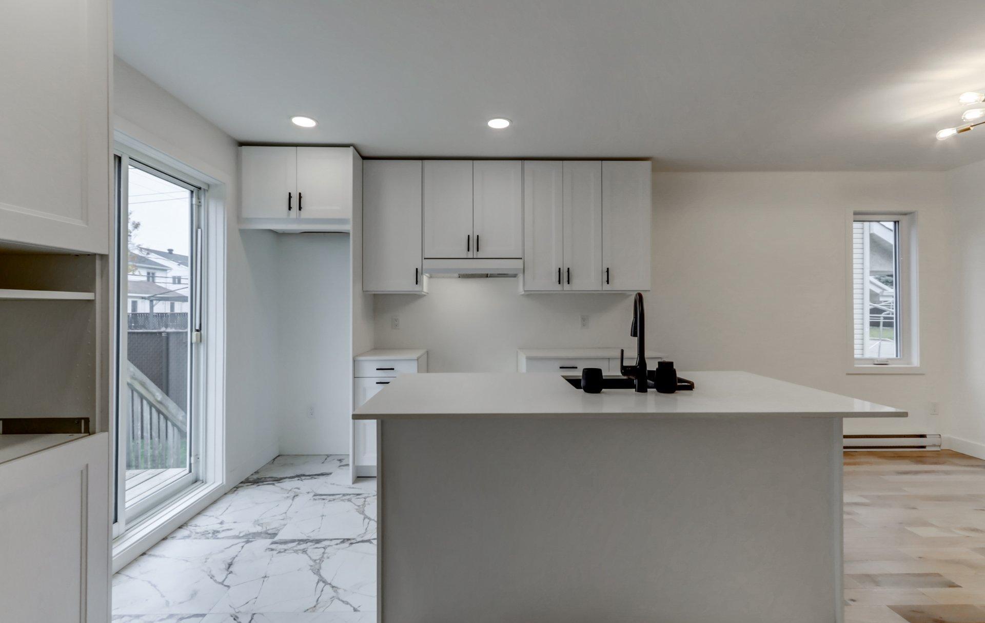 









471


Rue Médard-Bourgault

,
Laval (Sainte-Rose),




QC
H7L5G8

