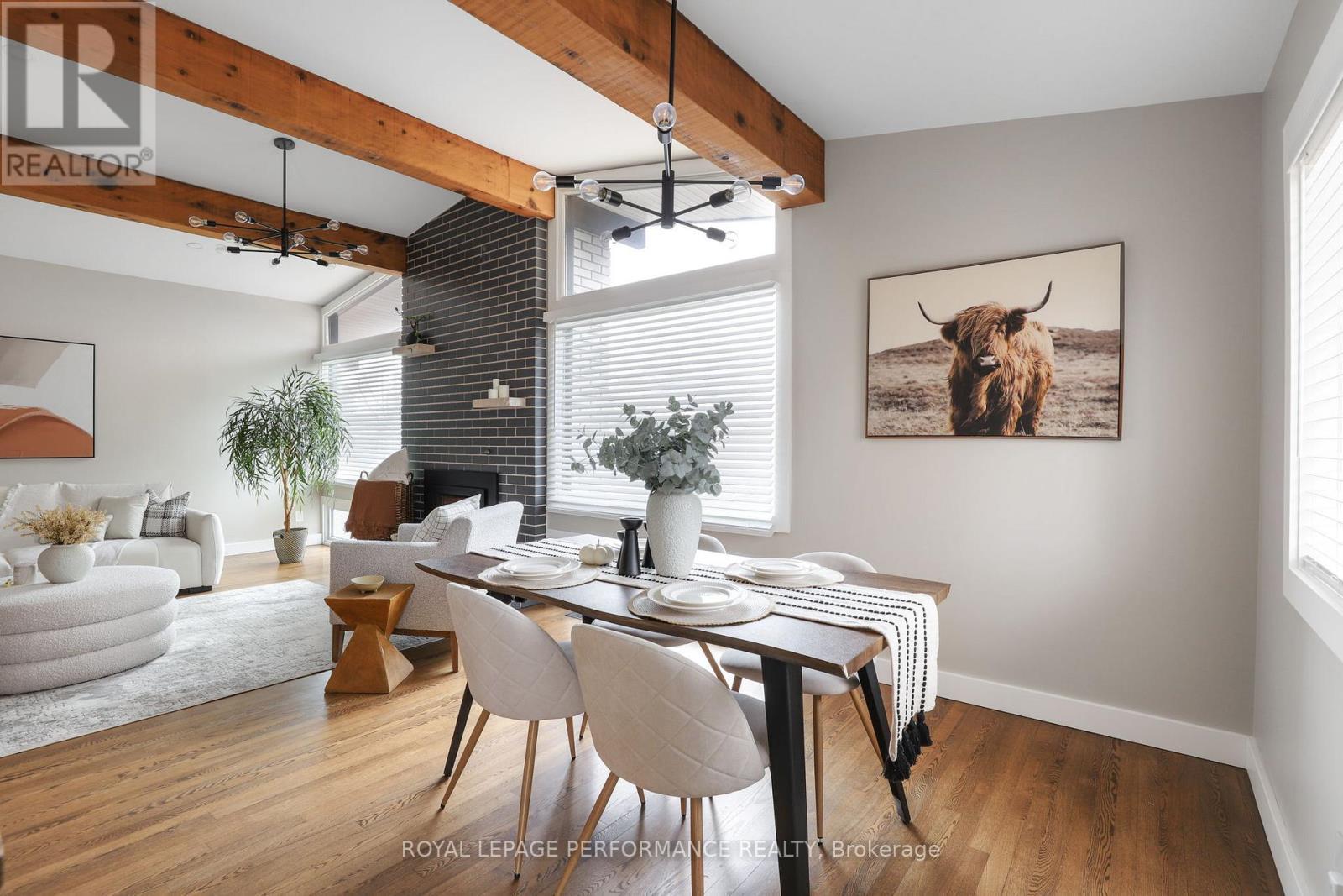 












2320 NERTA STREET

,
Ottawa,




Ontario
K1G1E5

