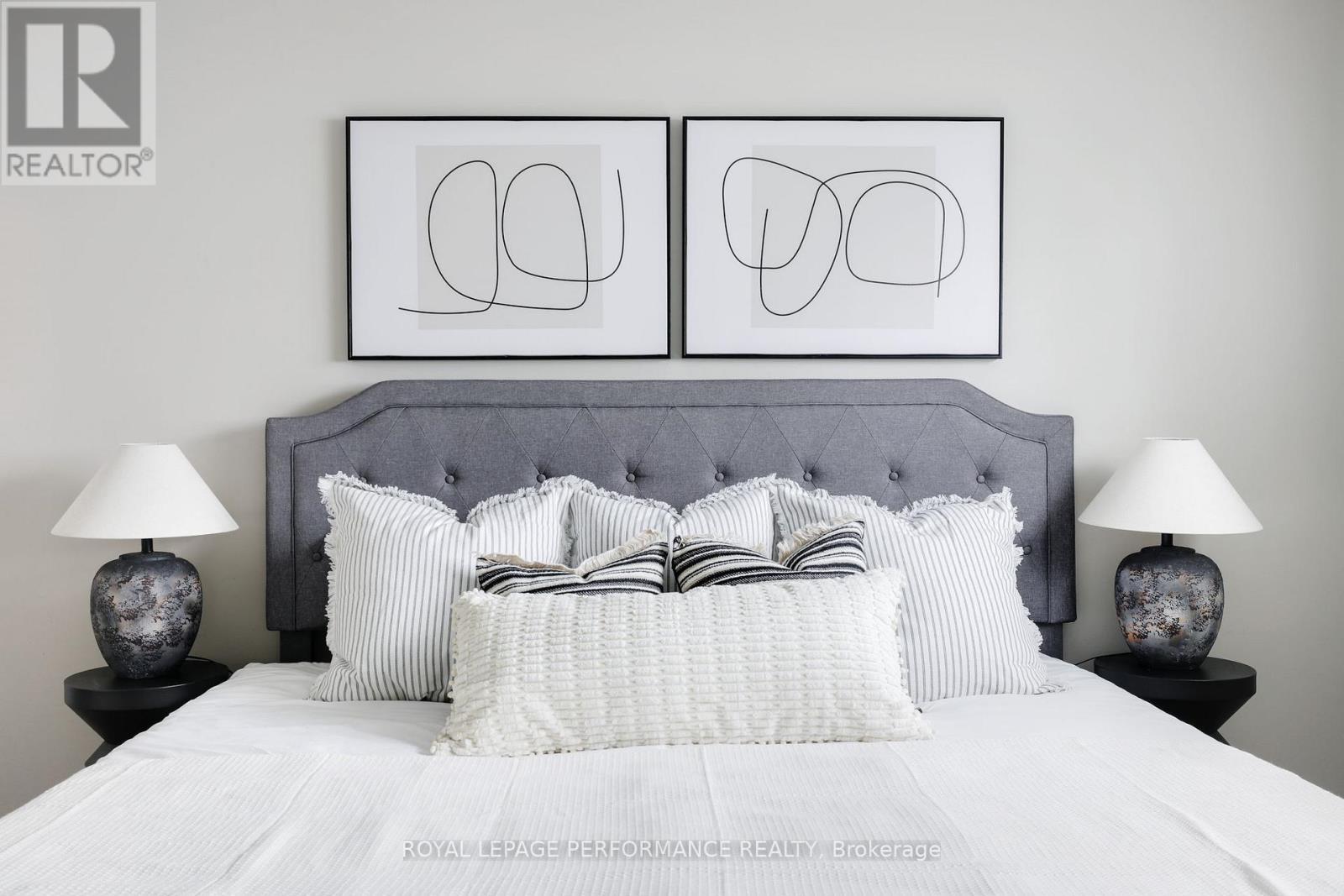 












2320 NERTA STREET

,
Ottawa,




Ontario
K1G1E5

