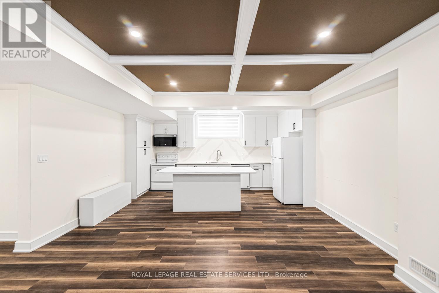 












BSMT - 166 CONCESSION STREET

,
Hamilton,




Ontario
L9A3B6

