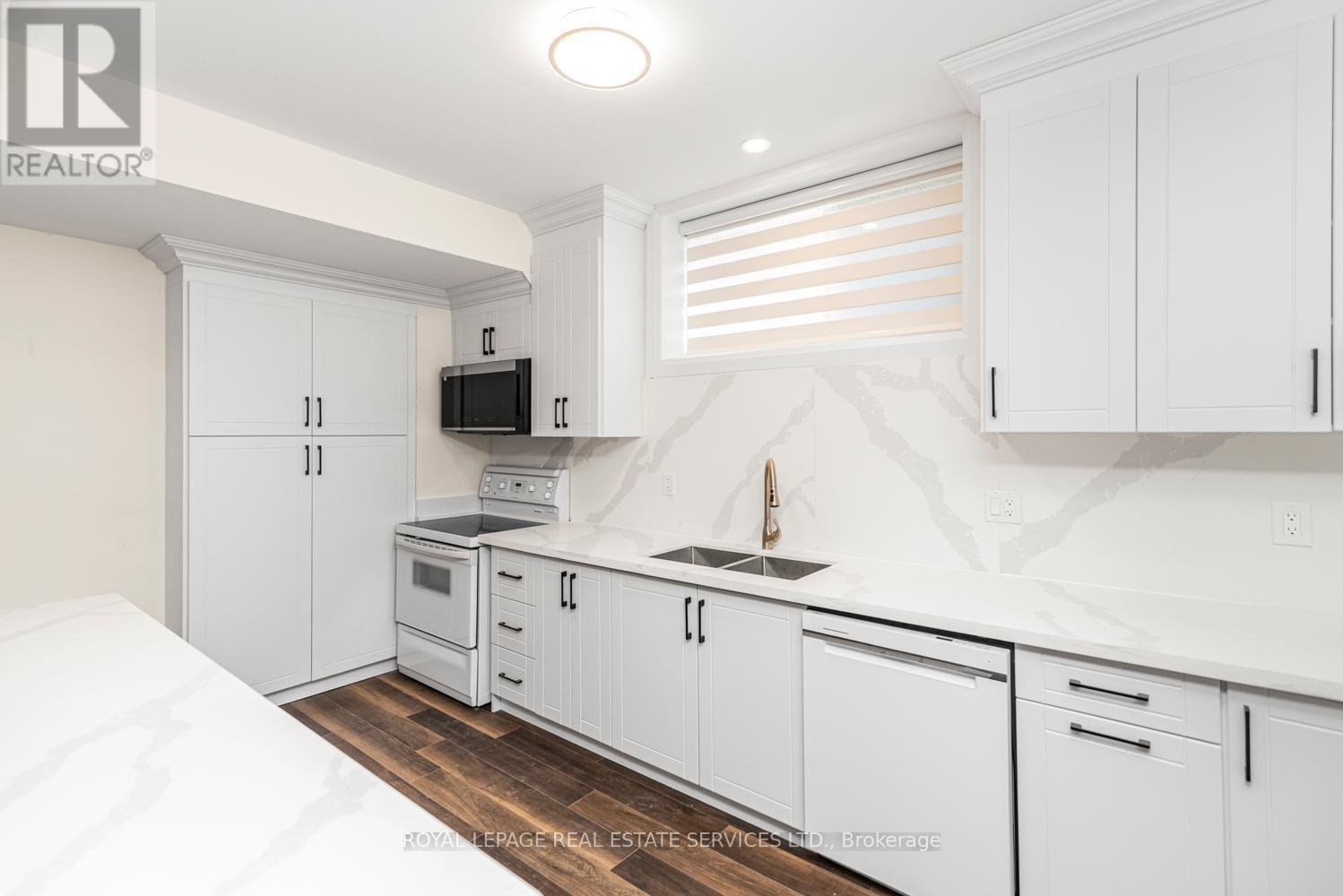 












BSMT - 166 CONCESSION STREET

,
Hamilton,




Ontario
L9A3B6

