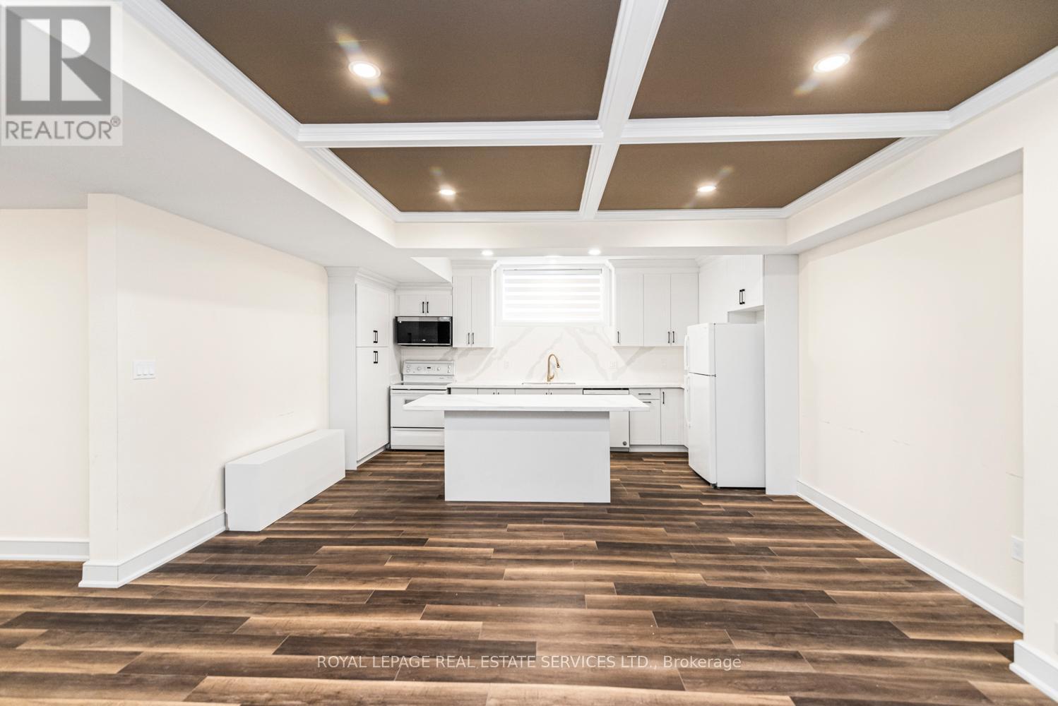 












BSMT - 166 CONCESSION STREET

,
Hamilton,




Ontario
L9A3B6

