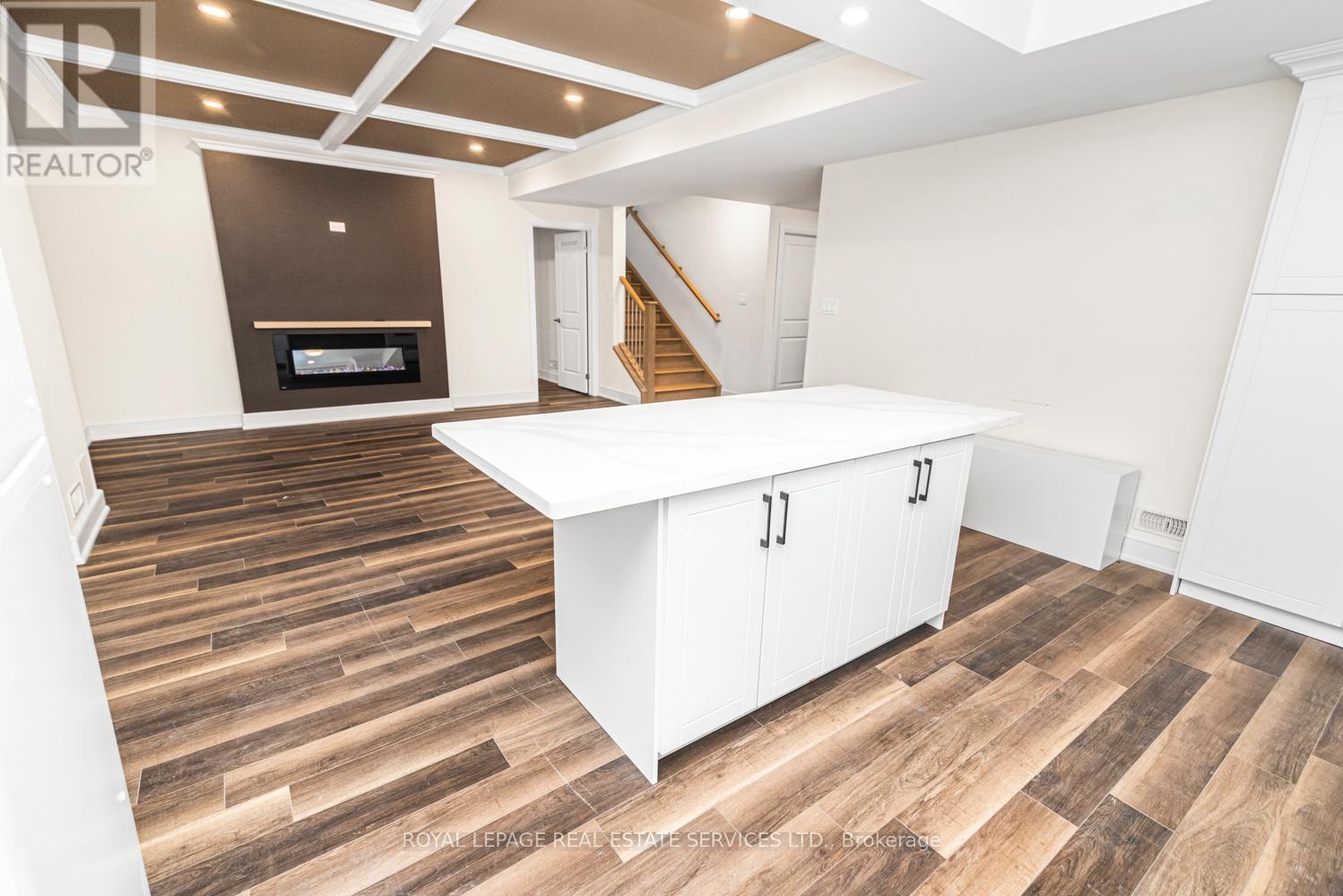 












BSMT - 166 CONCESSION STREET

,
Hamilton,




Ontario
L9A3B6

