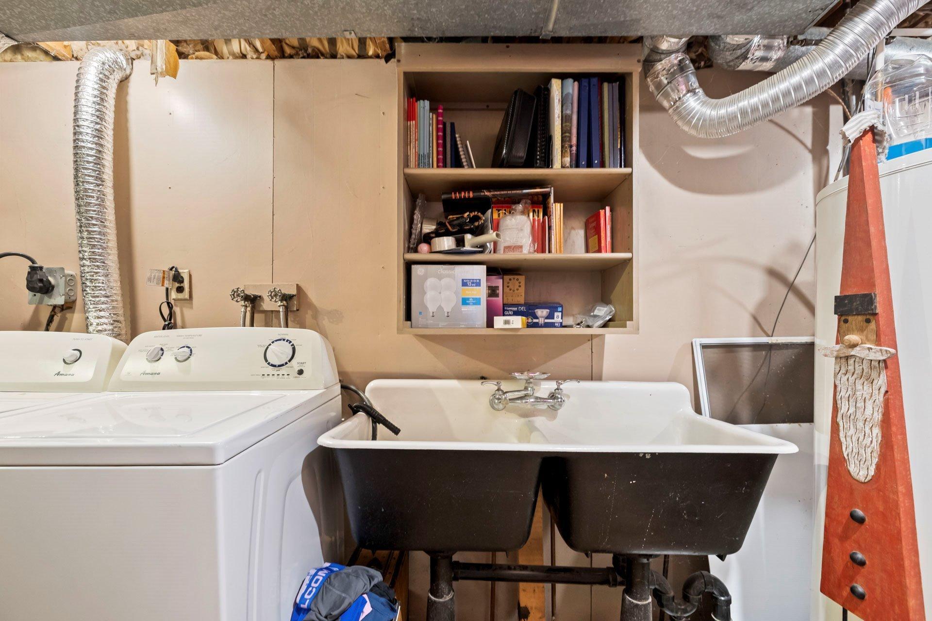 









85


Av. Parkdale

,
Pointe-Claire,




QC
H9R3Y6

