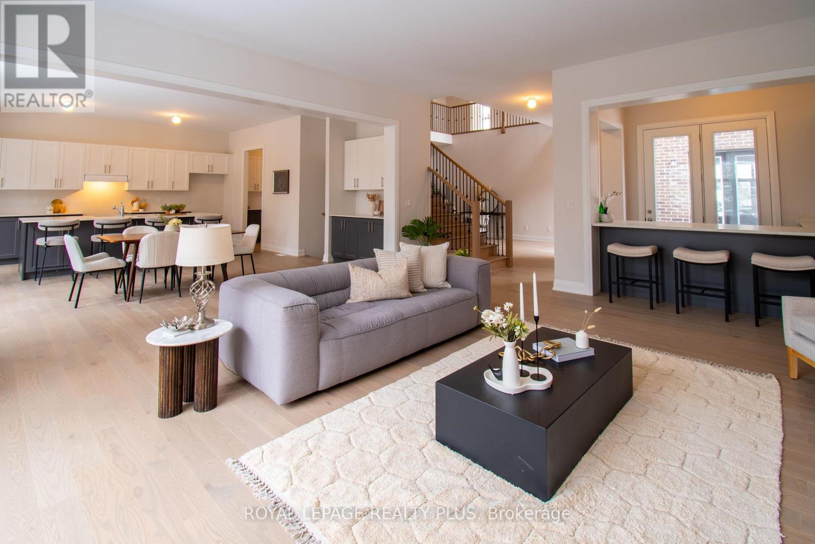 












980 CHURCH DRIVE

,
Innisfil,




Ontario
L0L1W0

