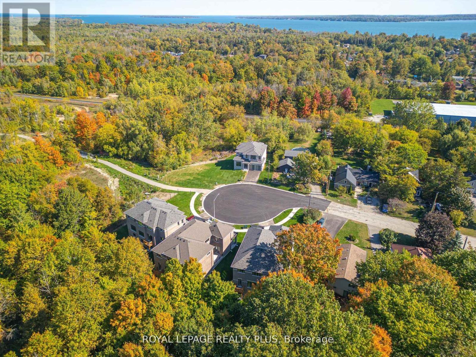 












980 CHURCH DRIVE

,
Innisfil,




Ontario
L0L1W0

