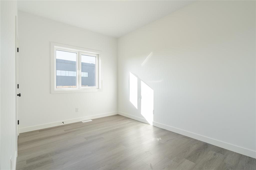 












5 Wild Plum Lane

,
Steinbach,




Manitoba
R5G2Z1

