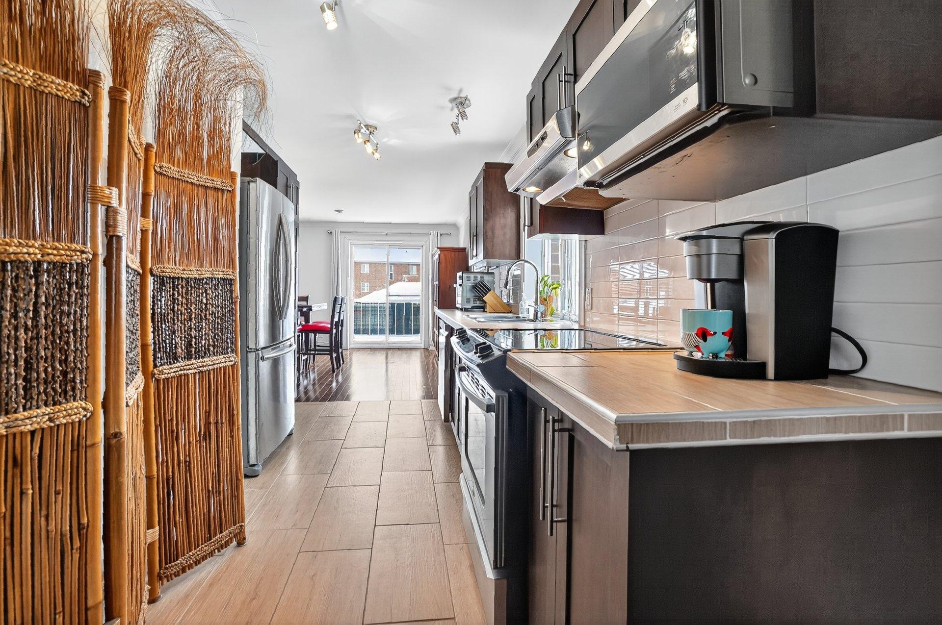 









30


Rue du Jade

,
Saint-Jean-sur-Richelieu,




QC
J2W0C7

