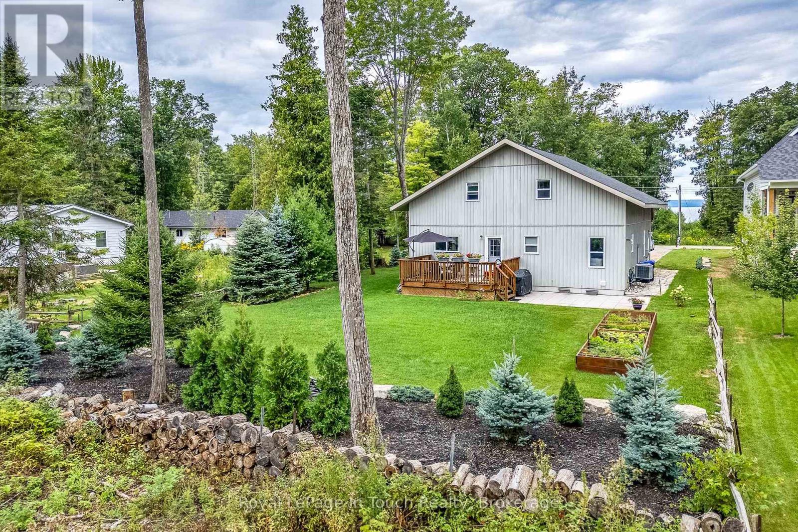 












1751 TINY BEACHES ROAD S

,
Tiny,




Ontario
L0L1P1


