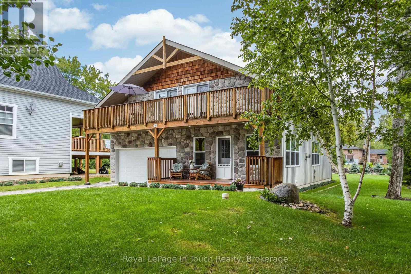 












1751 TINY BEACHES ROAD S

,
Tiny,




Ontario
L0L1P1

