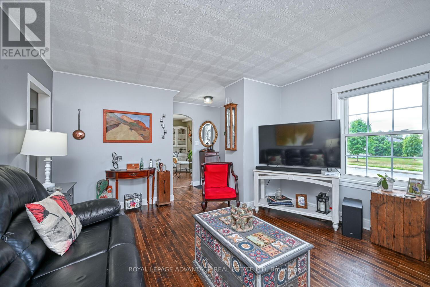 












67 JASPER AVENUE

,
Smiths Falls,




Ontario
K7A4C7

