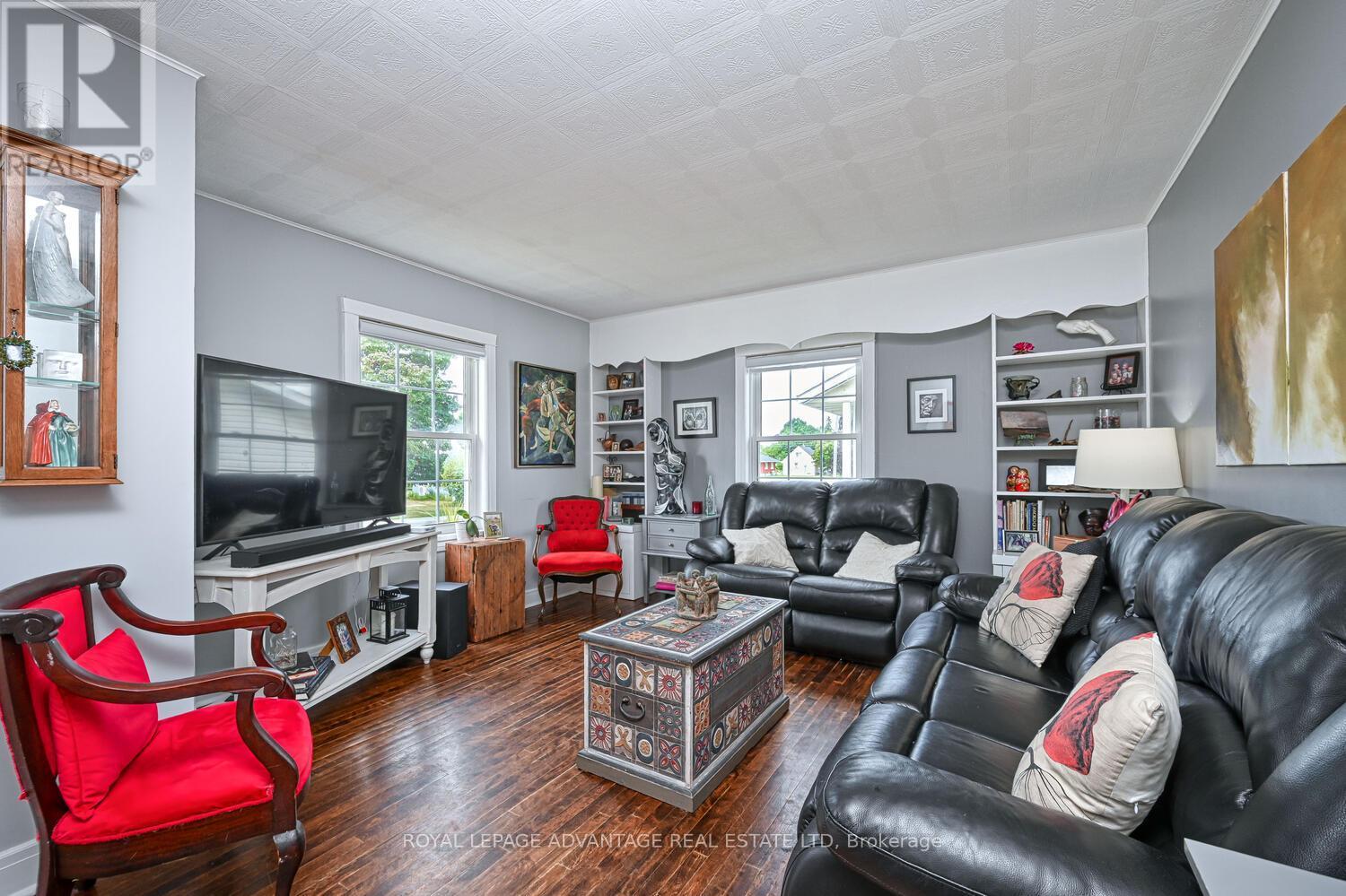 












67 JASPER AVENUE

,
Smiths Falls,




Ontario
K7A4C7

