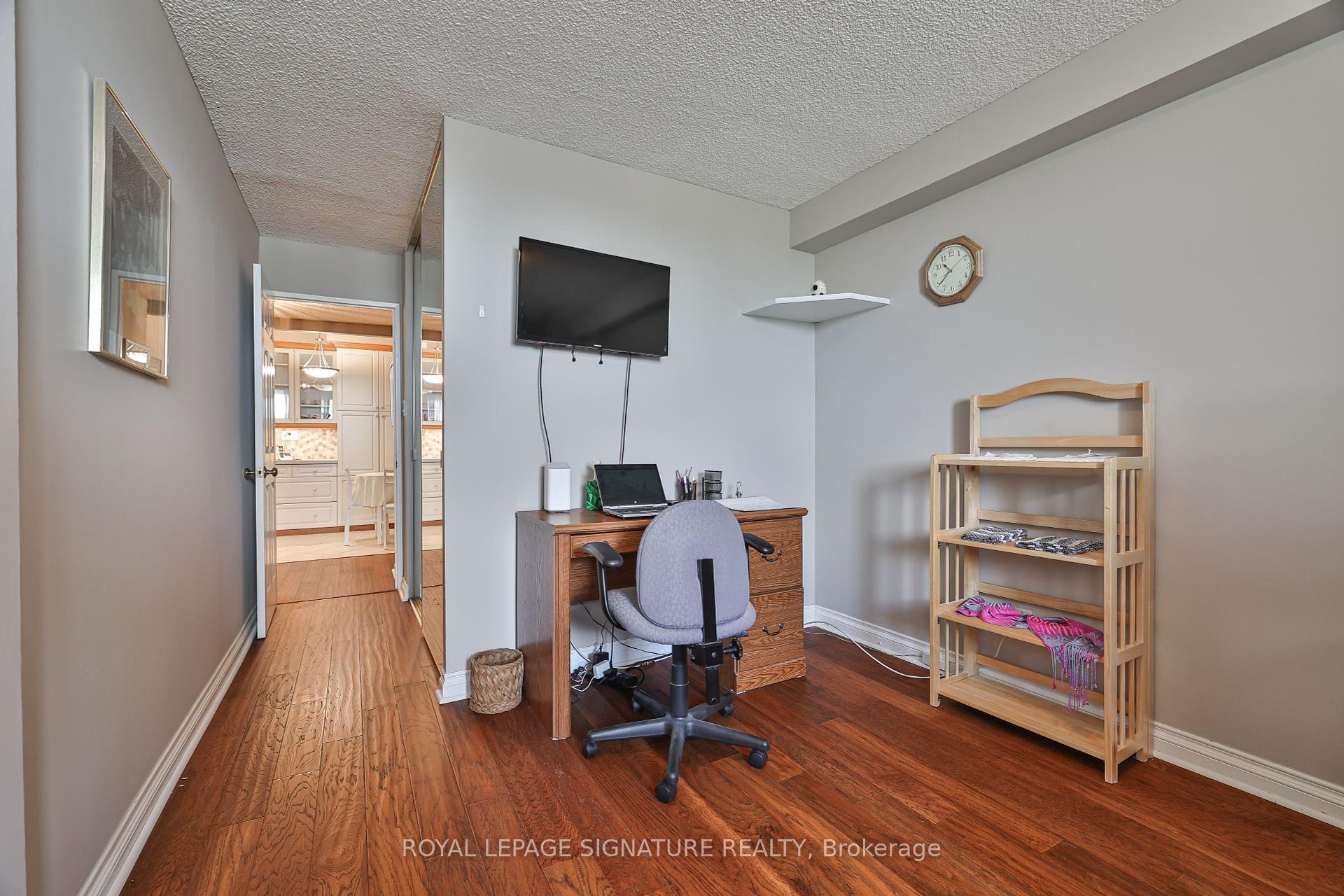 









820


Burnhamthorpe

Road, 2105,
Toronto,




ON
M9C 4W2

