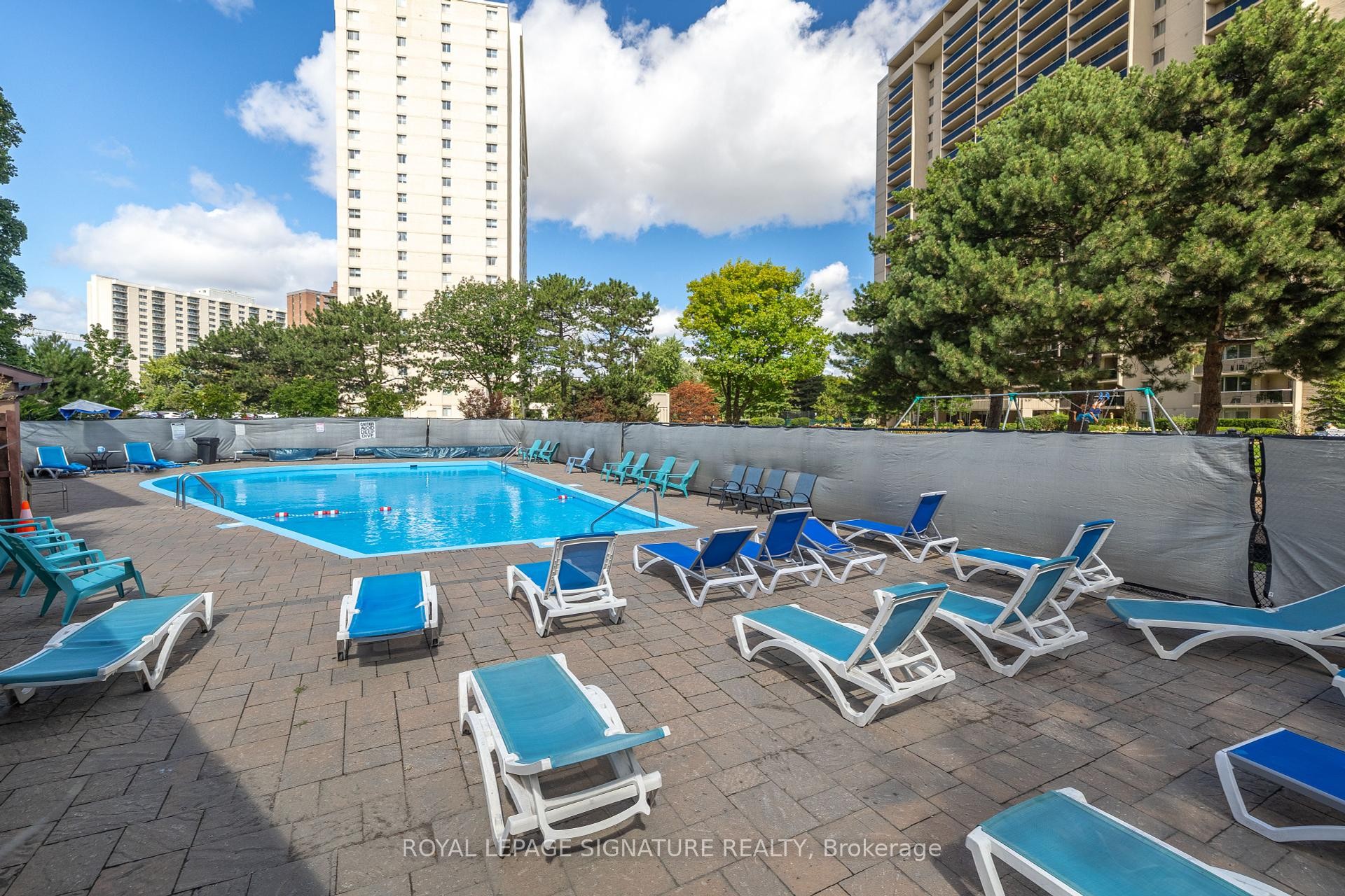 









820


Burnhamthorpe

Road, 2105,
Toronto,




ON
M9C 4W2

