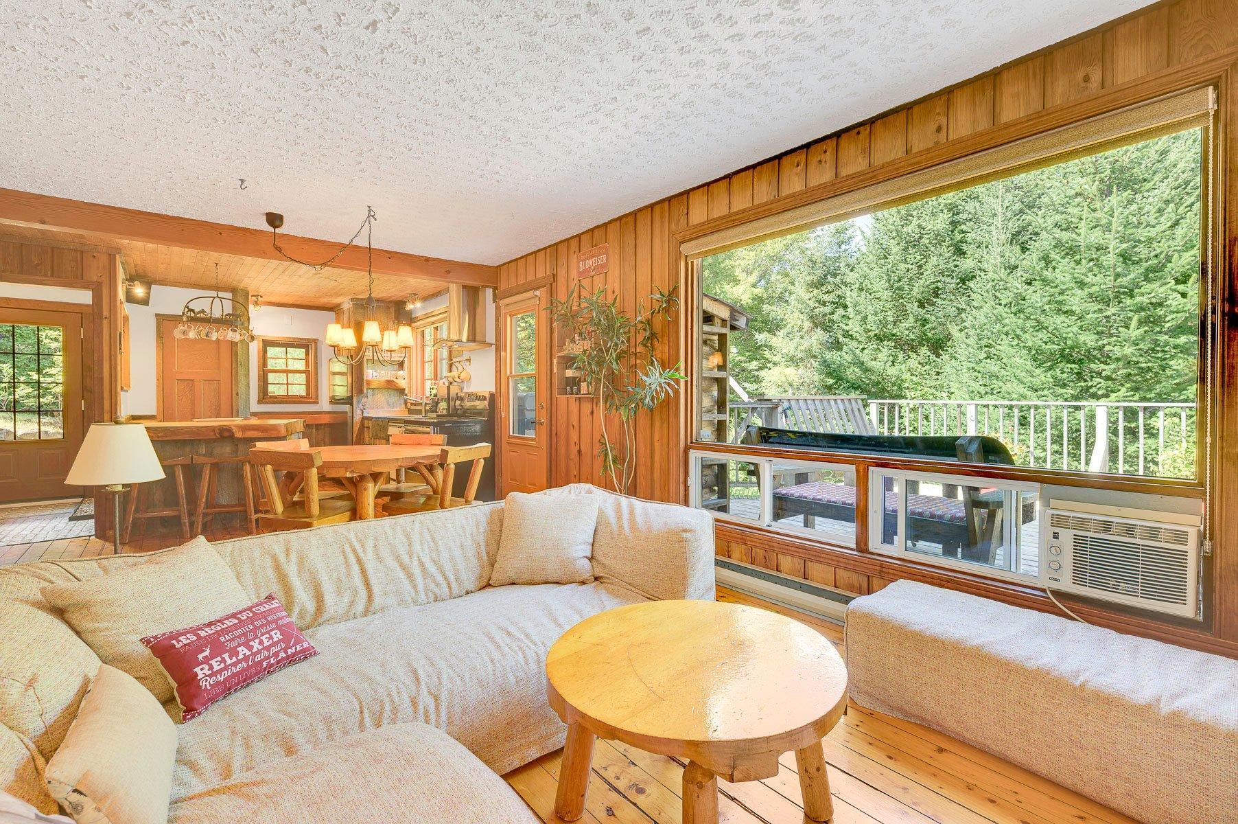 









1494


3e Avenue

,
Val-Morin,




QC
J0T2R0

