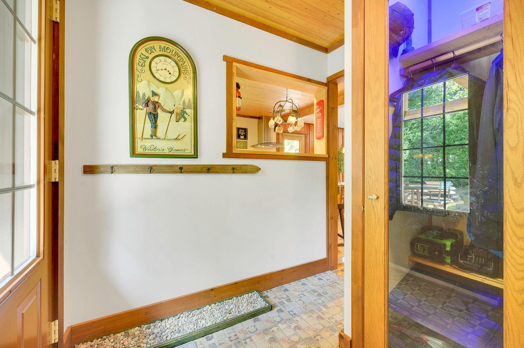 









1494


3e Avenue

,
Val-Morin,




QC
J0T2R0


