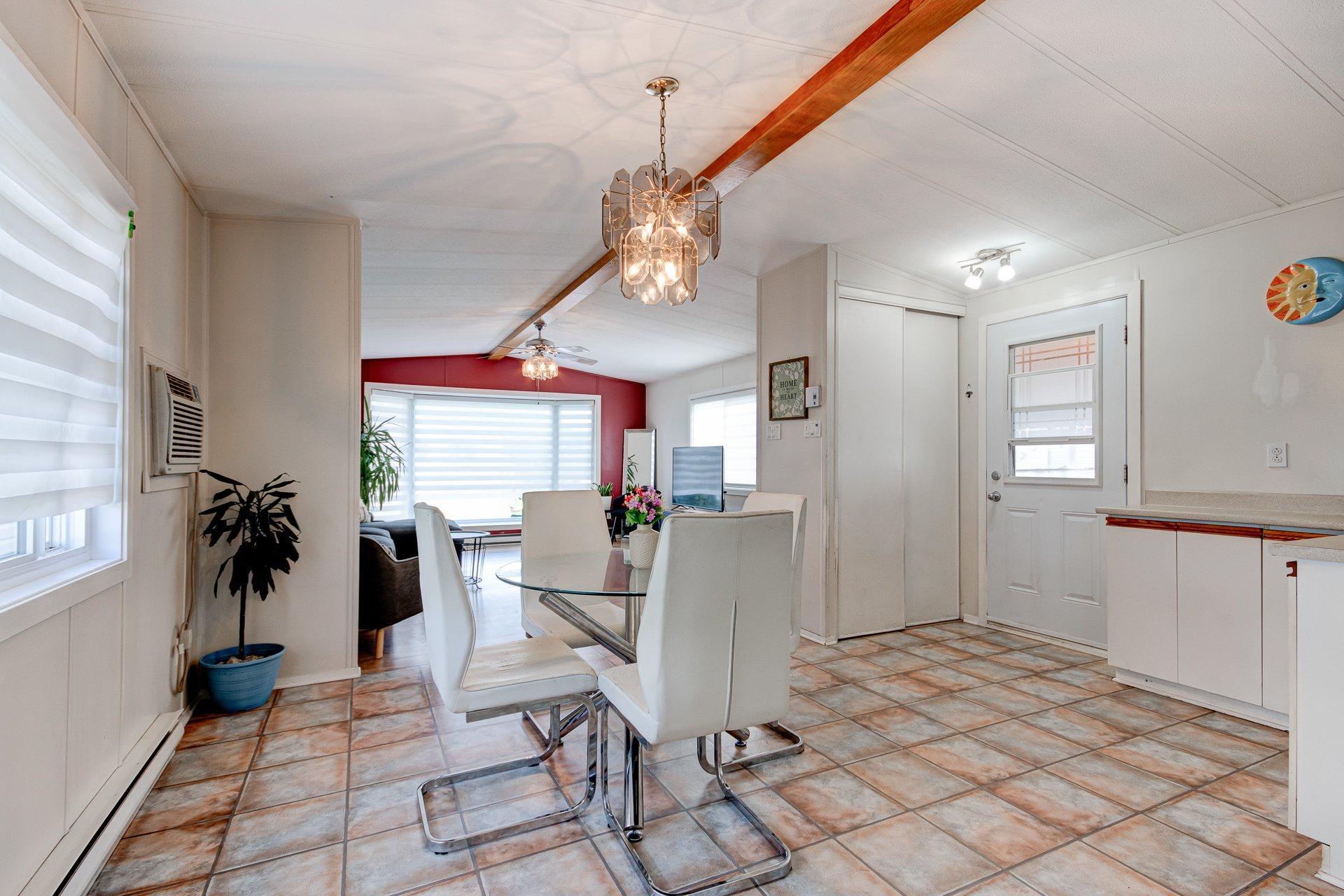 









3950


Boul. Sir-Wilfrid-Laurier

, 621,
Longueuil (Saint-Hubert),




QC
J3Y5Y9

