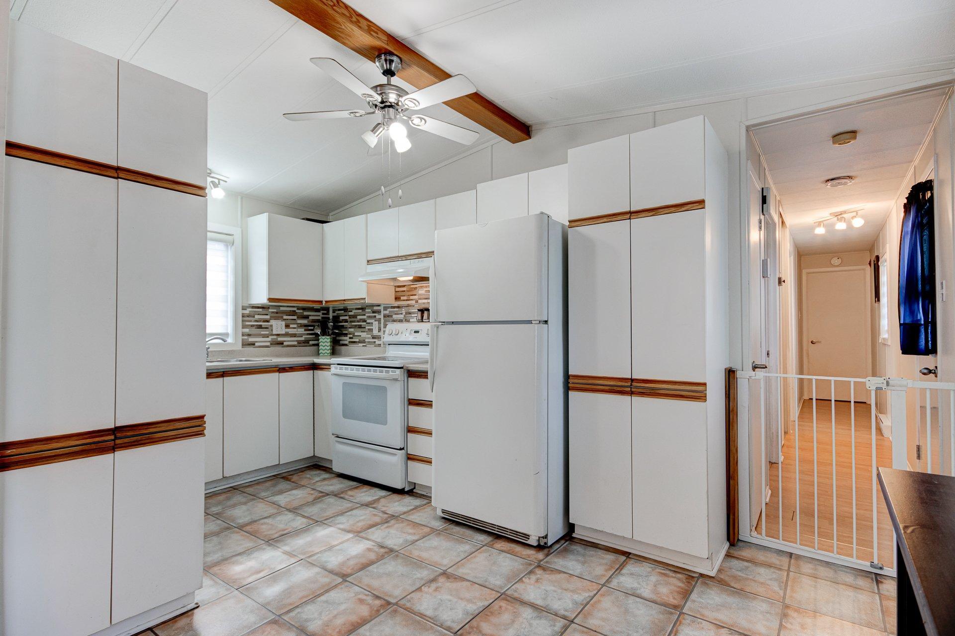 









3950


Boul. Sir-Wilfrid-Laurier

, 621,
Longueuil (Saint-Hubert),




QC
J3Y5Y9

