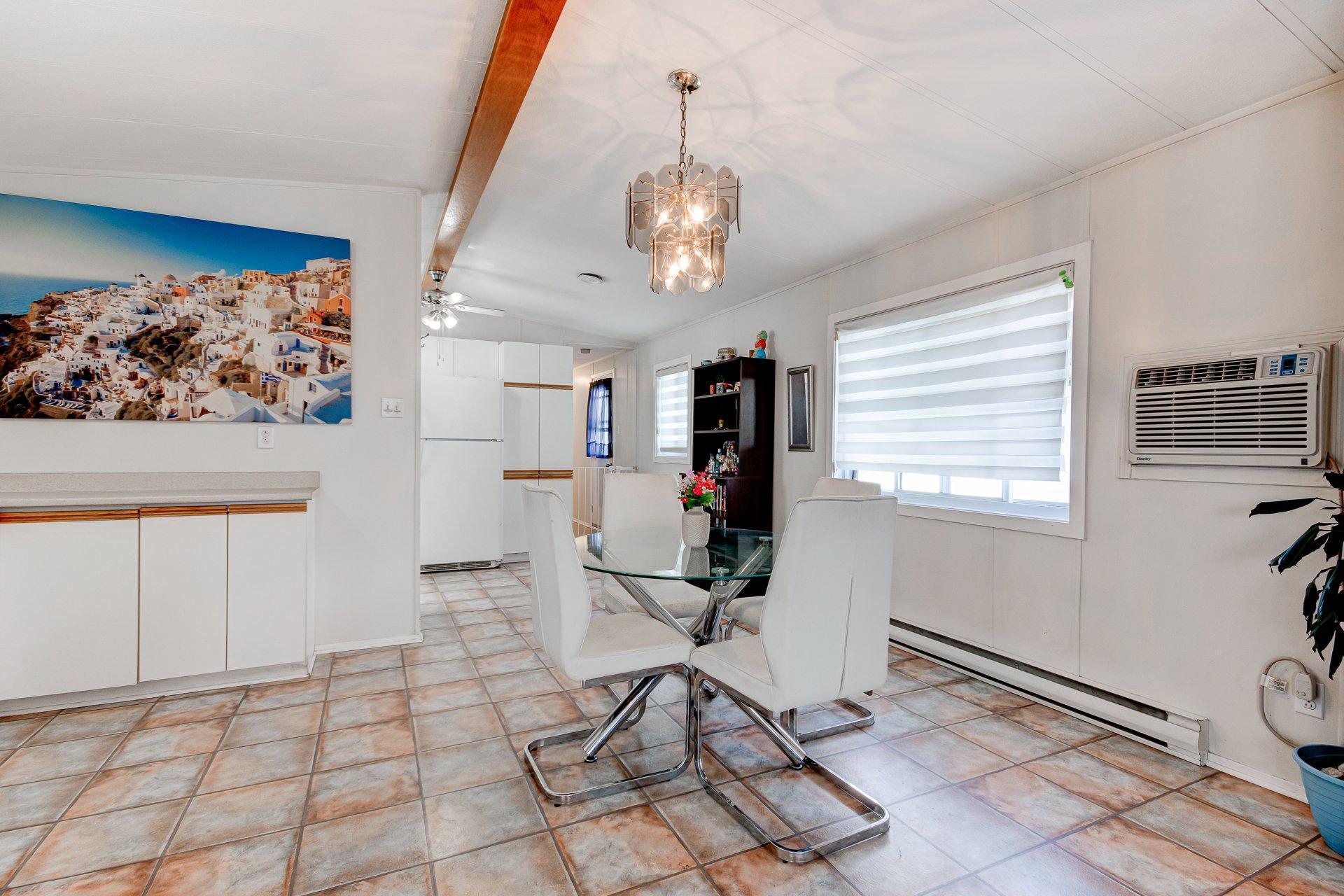 









3950


Boul. Sir-Wilfrid-Laurier

, 621,
Longueuil (Saint-Hubert),




QC
J3Y5Y9

