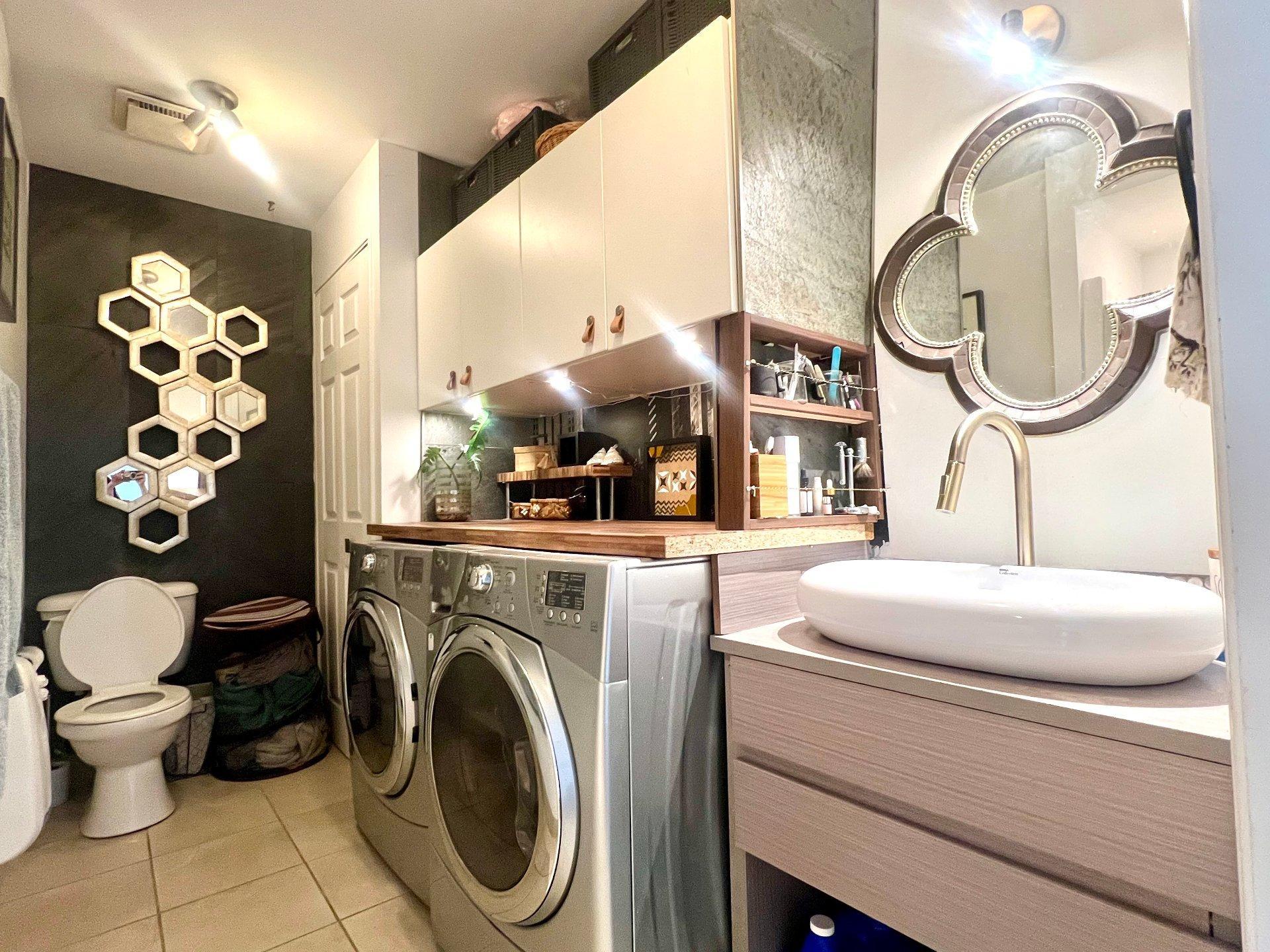 









13

 - 15


Rue Alfred

,
Laval (Sainte-Rose),




QC
H7L2G8

