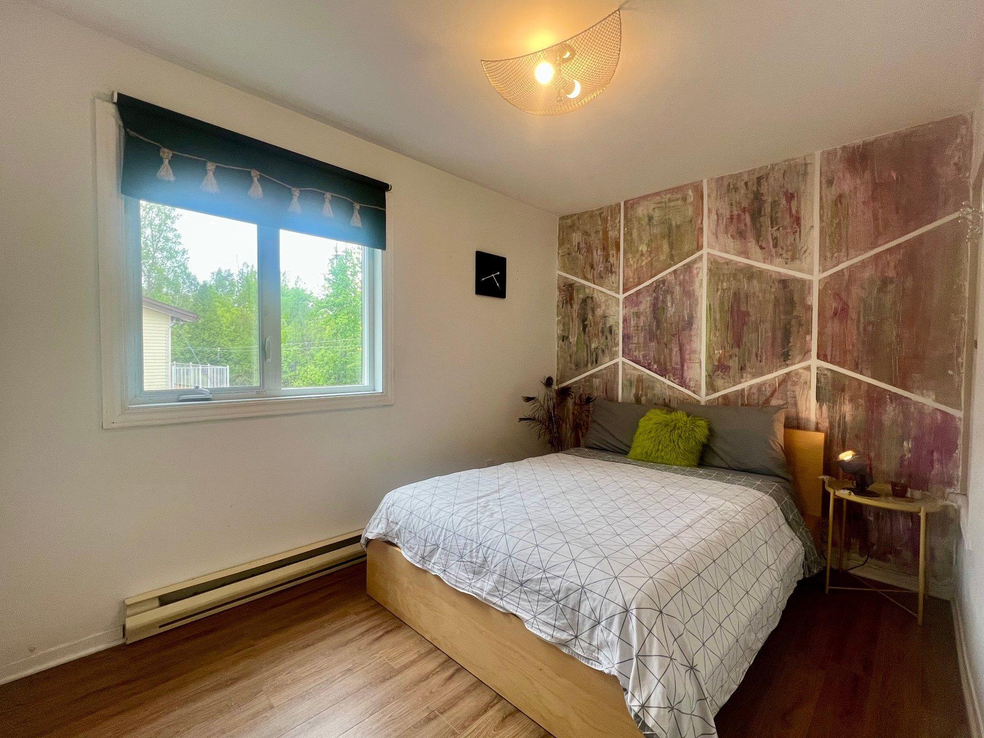 









13

 - 15


Rue Alfred

,
Laval (Sainte-Rose),




QC
H7L2G8

