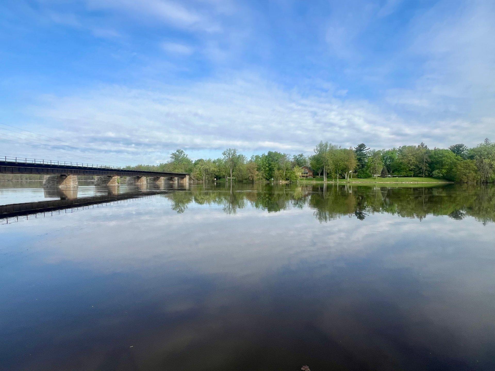 









13

 - 15


Rue Alfred

,
Laval (Sainte-Rose),




QC
H7L2G8

