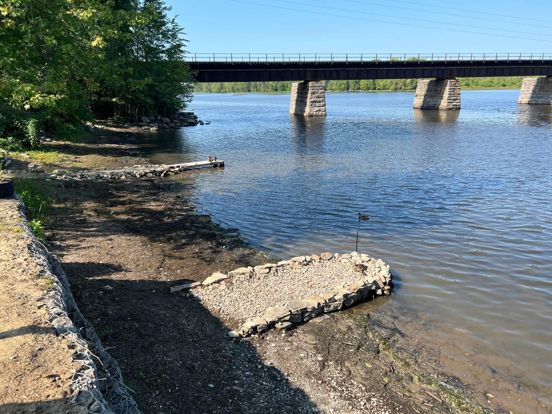 









13

 - 15


Rue Alfred

,
Laval (Sainte-Rose),




QC
H7L2G8

