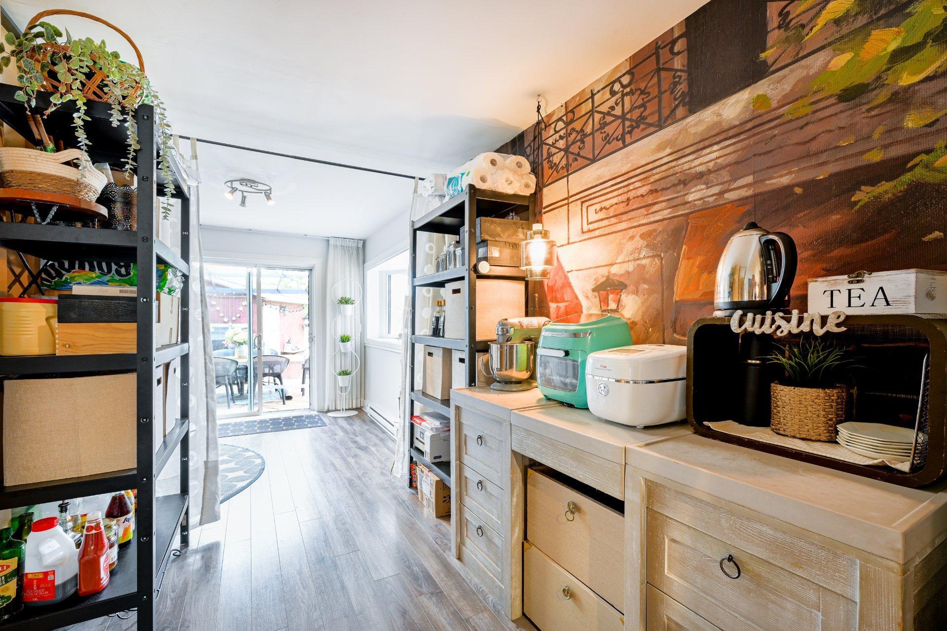 









13

 - 15


Rue Alfred

,
Laval (Sainte-Rose),




QC
H7L2G8

