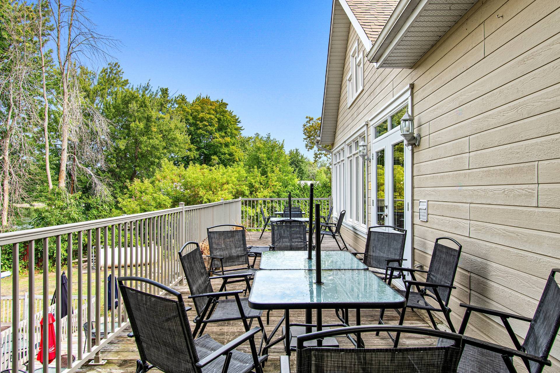 









258

 - 260


Route du Long-Sault

,
Saint-André-d'Argenteuil,




QC
J0V1X0

