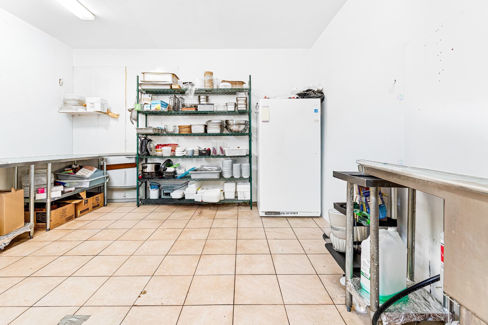 









258

 - 260


Route du Long-Sault

,
Saint-André-d'Argenteuil,




QC
J0V1X0

