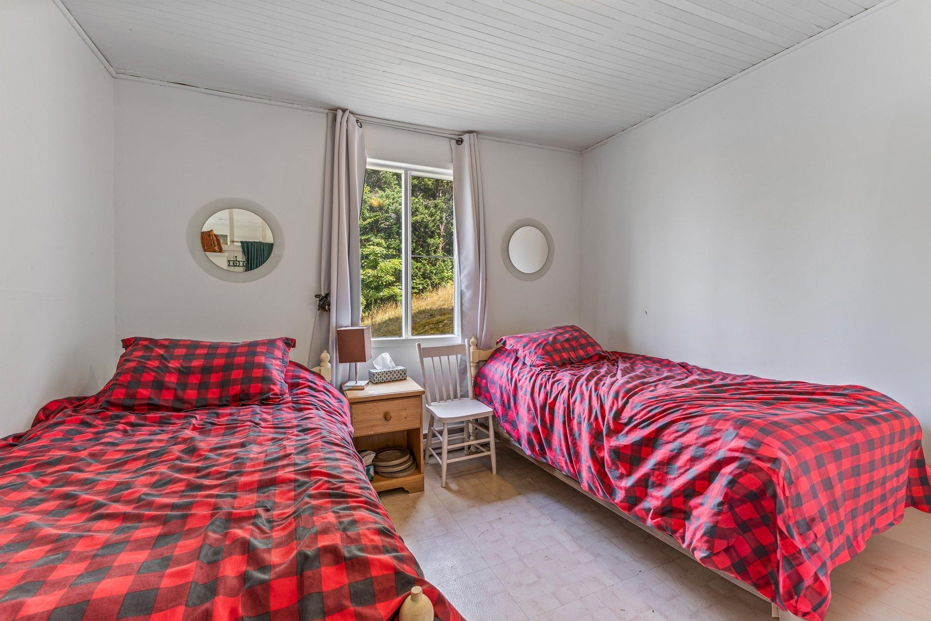 









25

 - 29


Ch. Lépine

,
Val-des-Lacs,




QC
J0T2P0

