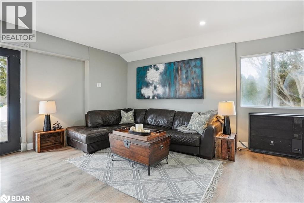 












12840 BRITANNIA Road

,
Milton,




Ontario
L9E0V3

