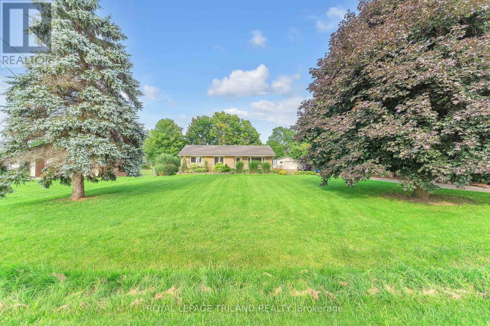 












UPPER - 195900 19TH LINE

,
Zorra (Kintore),




Ontario
N0M2M0

