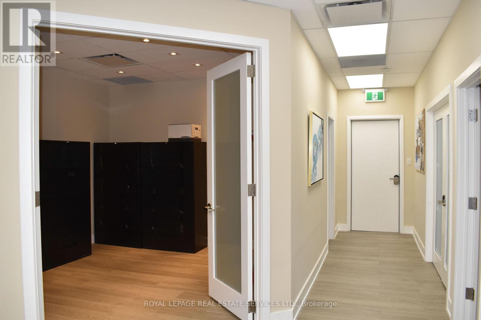 












33 - 5155 SPECTRUM WAY

,
Mississauga,




Ontario
L4W5A5

