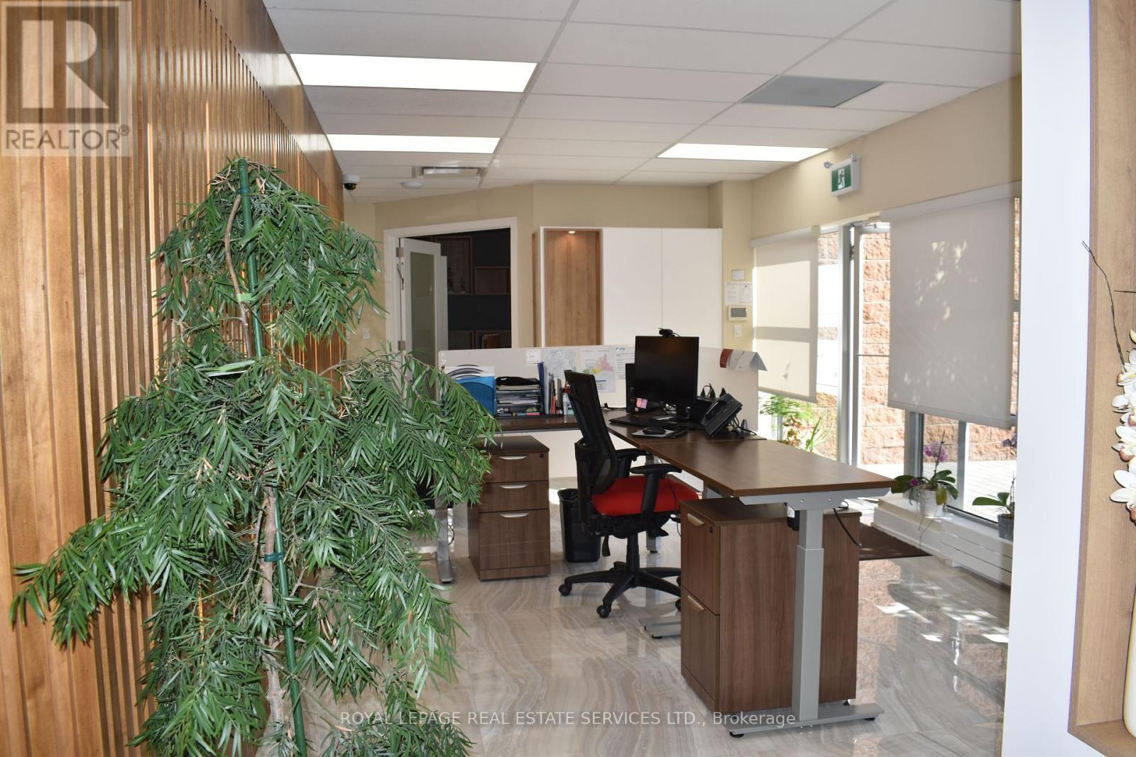 












33 - 5155 SPECTRUM WAY

,
Mississauga,




Ontario
L4W5A5

