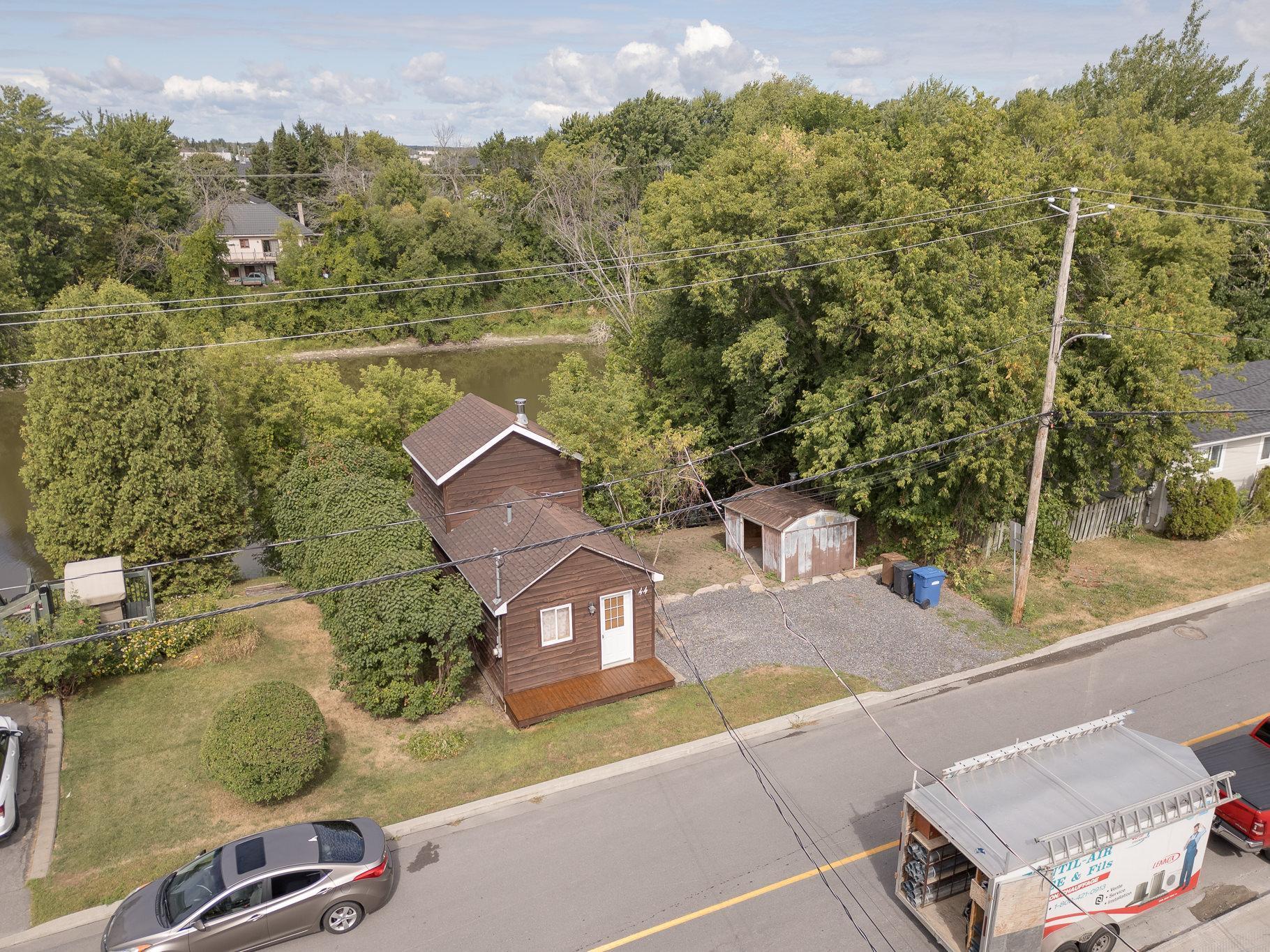 









44


Rue St-Antoine

,
Rigaud,




QC
J0P1P0

