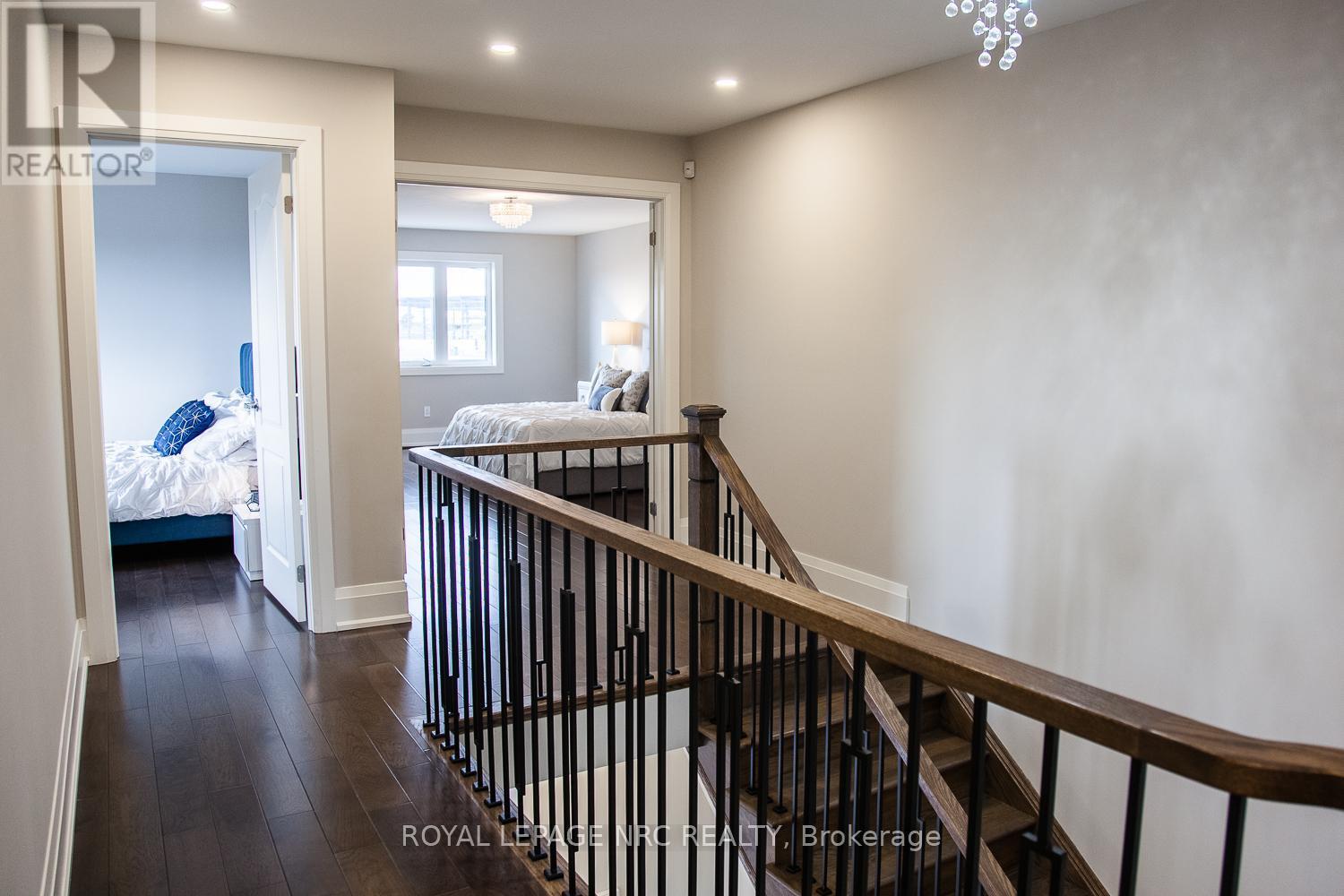 












266 PALACE STREET

,
Thorold (Thorold Downtown),




Ontario
L2V0N3

