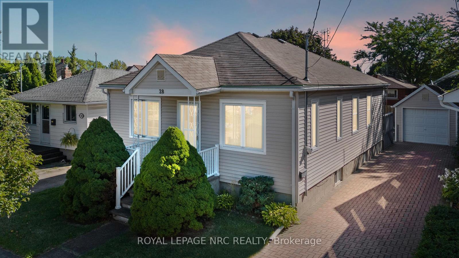 












28 AUGUSTA AVENUE

,
St. Catharines (Facer),




Ontario
L2M5R2

