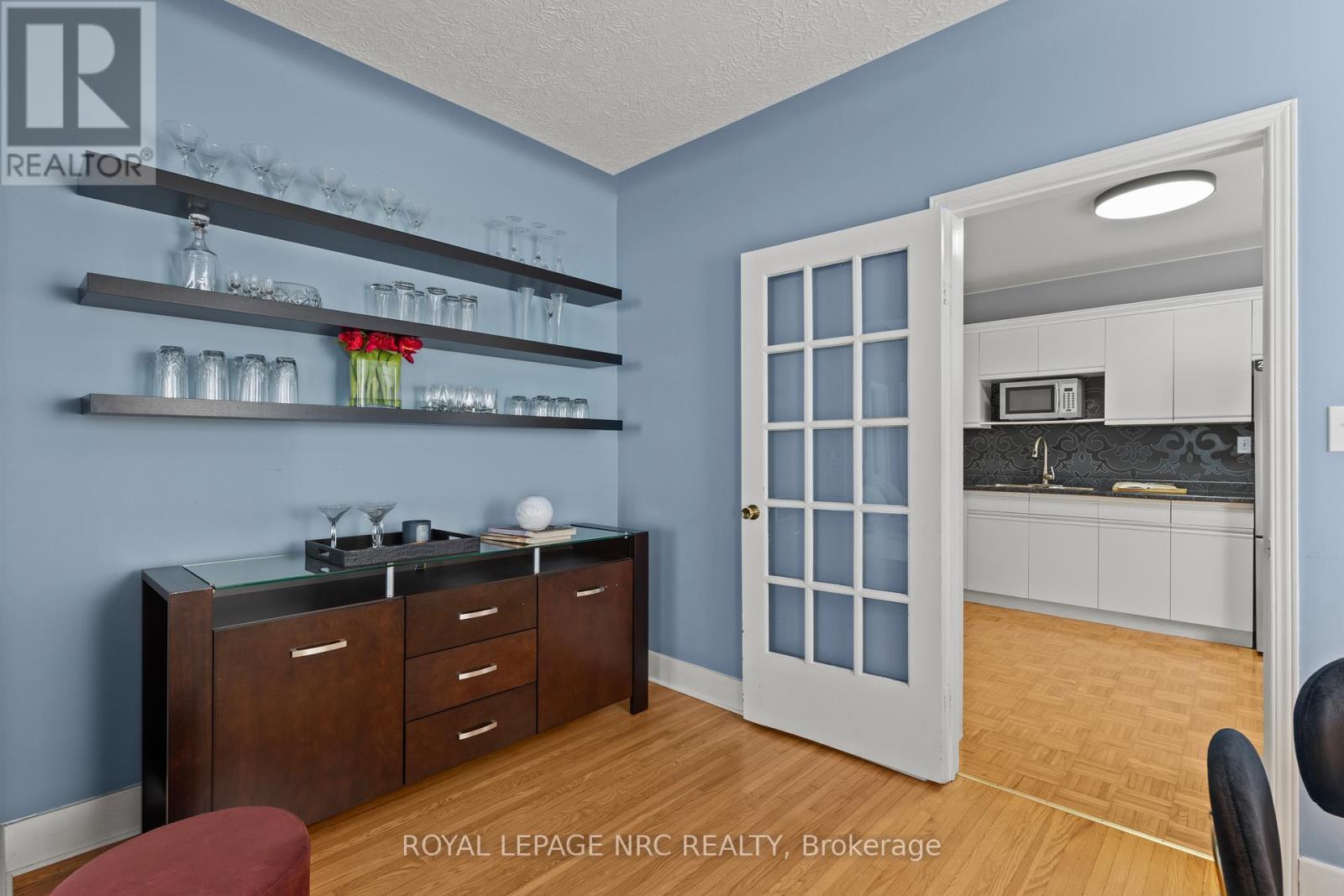 












28 AUGUSTA AVENUE

,
St. Catharines (Facer),




Ontario
L2M5R2

