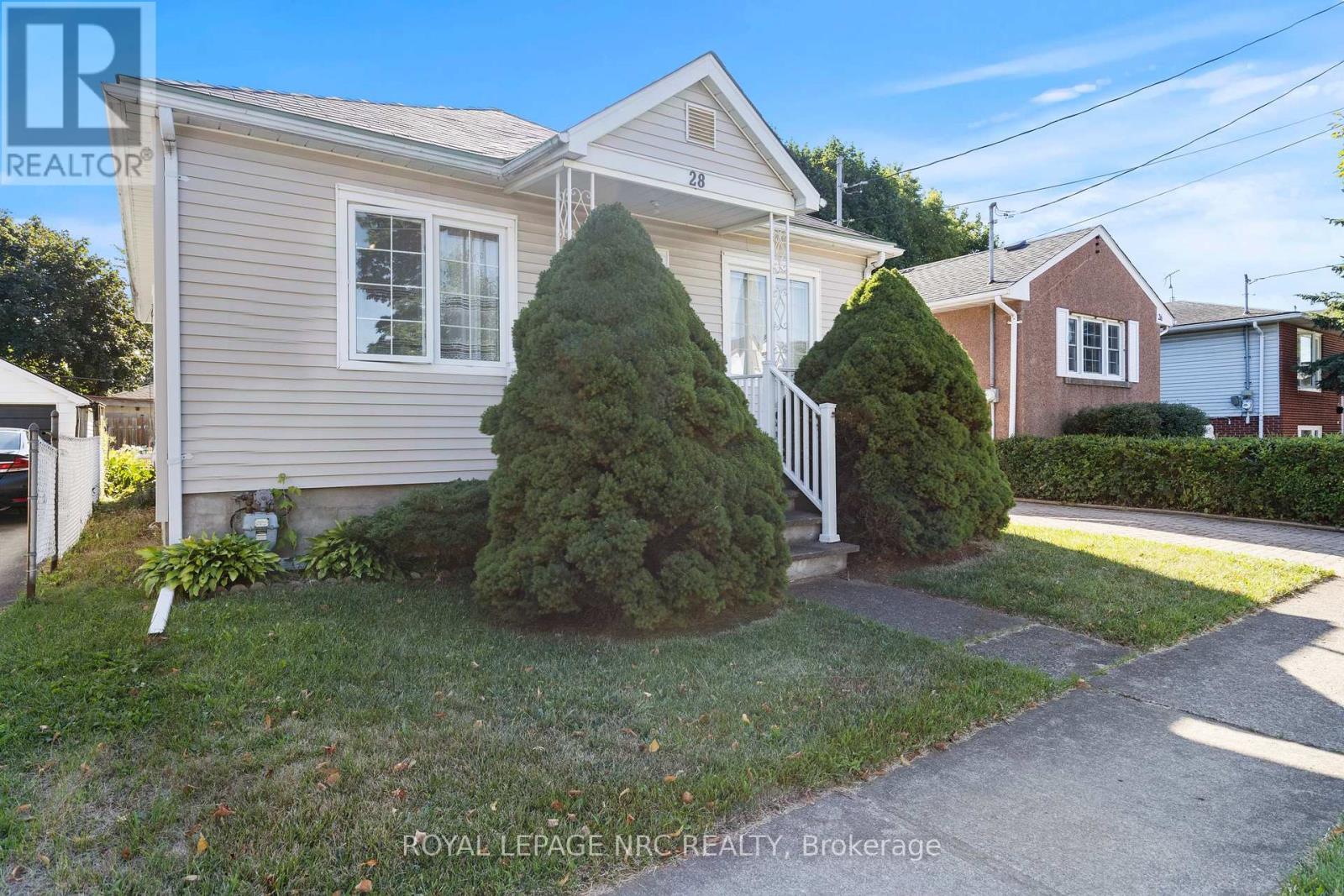 












28 AUGUSTA AVENUE

,
St. Catharines (Facer),




Ontario
L2M5R2

