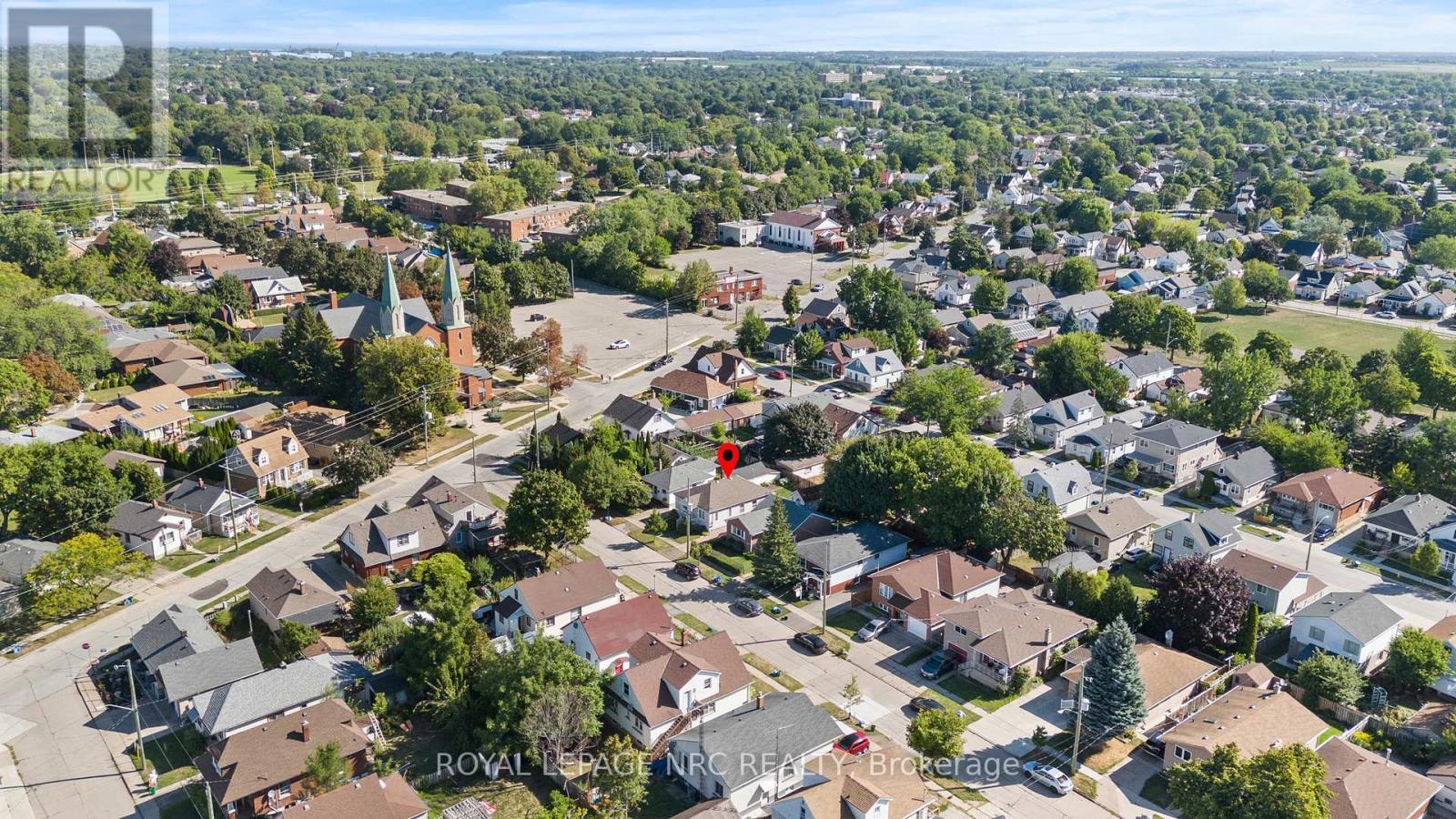 












28 AUGUSTA AVENUE

,
St. Catharines (Facer),




Ontario
L2M5R2

