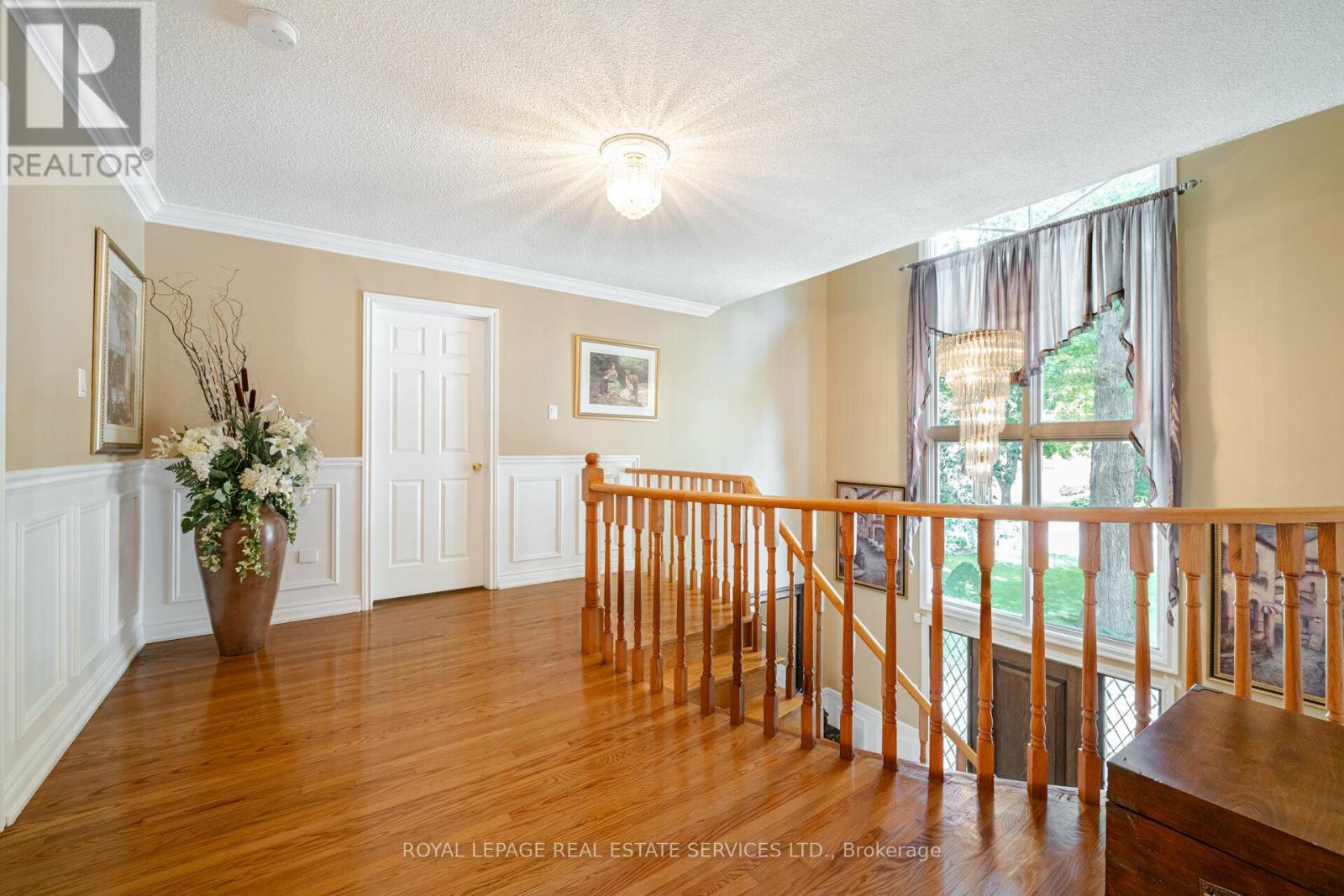 












2130 AUTUMN BREEZE DRIVE N

,
Mississauga,




Ontario
L5B1R4

