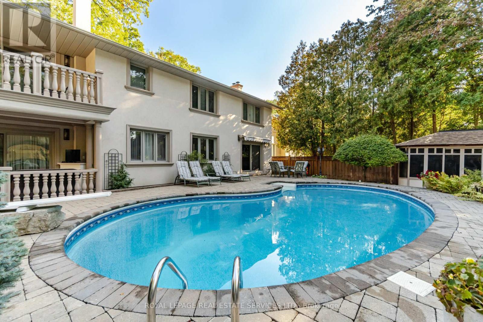 












2130 AUTUMN BREEZE DRIVE N

,
Mississauga,




Ontario
L5B1R4

