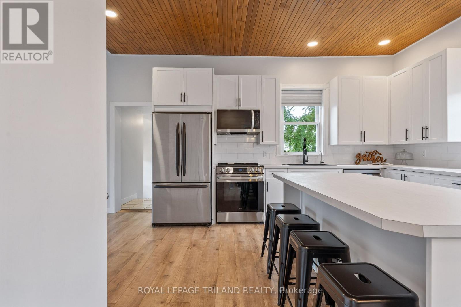 












191 CATHERINE STREET

,
North Middlesex (Parkhill),




Ontario
N0M2K0

