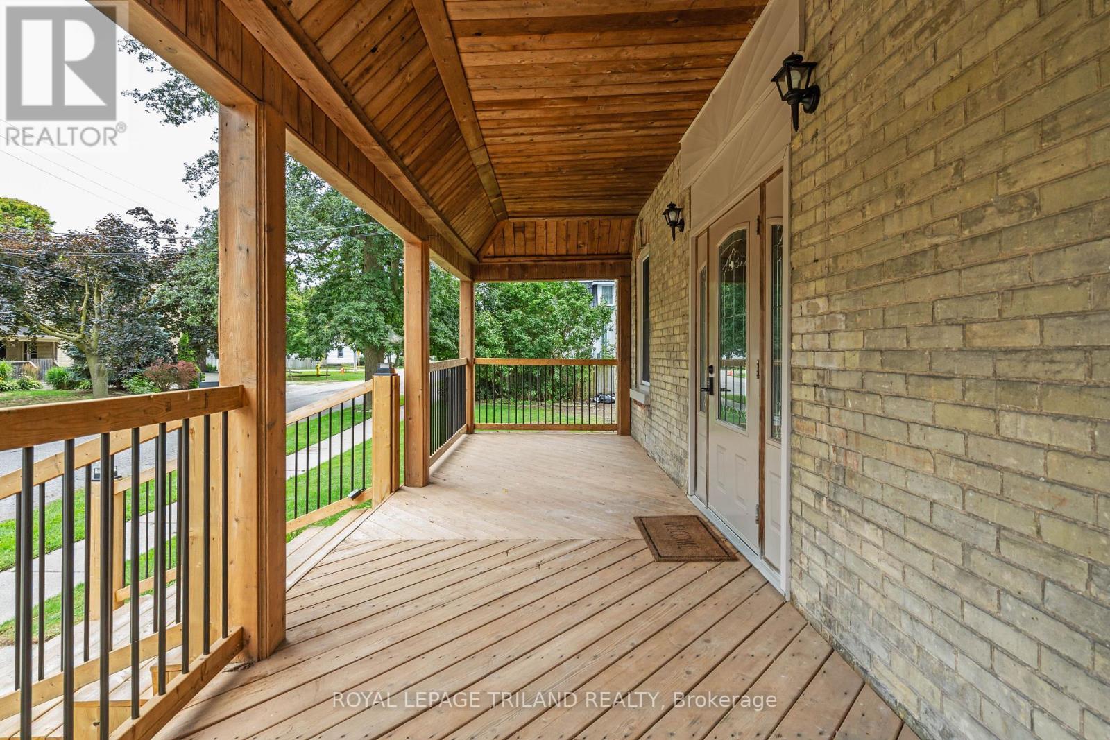 












191 CATHERINE STREET

,
North Middlesex (Parkhill),




Ontario
N0M2K0

