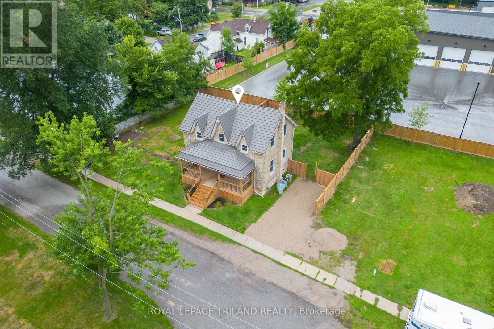 












191 CATHERINE STREET

,
North Middlesex (Parkhill),




Ontario
N0M2K0

