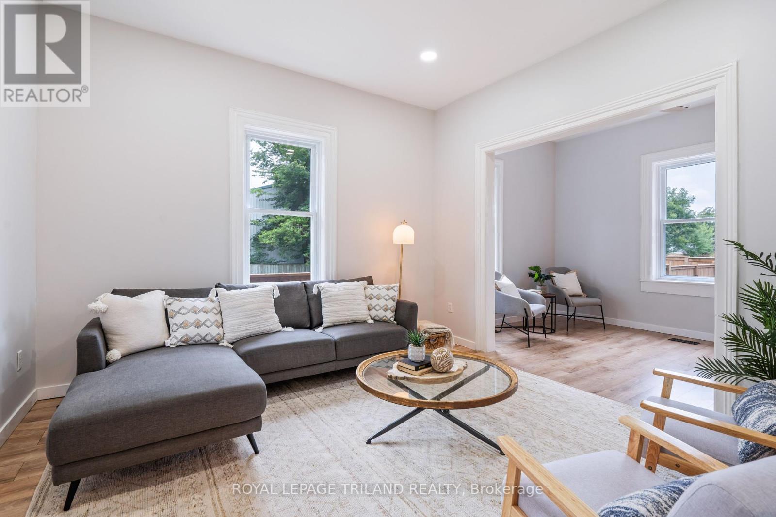 












191 CATHERINE STREET

,
North Middlesex (Parkhill),




Ontario
N0M2K0

