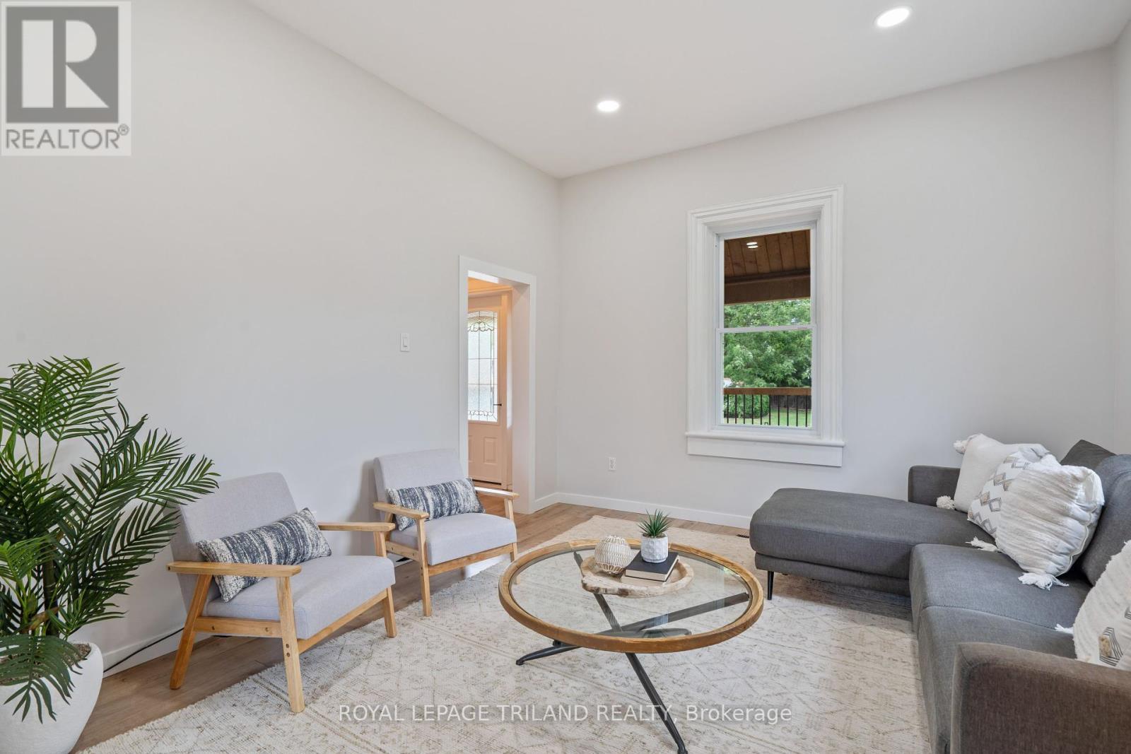 












191 CATHERINE STREET

,
North Middlesex (Parkhill),




Ontario
N0M2K0

